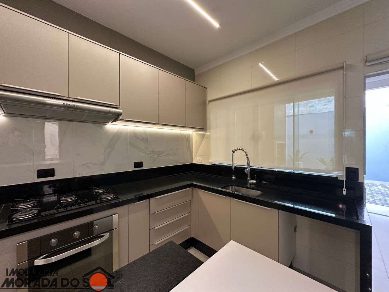 Casa Residencial para venda no bairro Jardim Dias II de Maringá - Foto 6