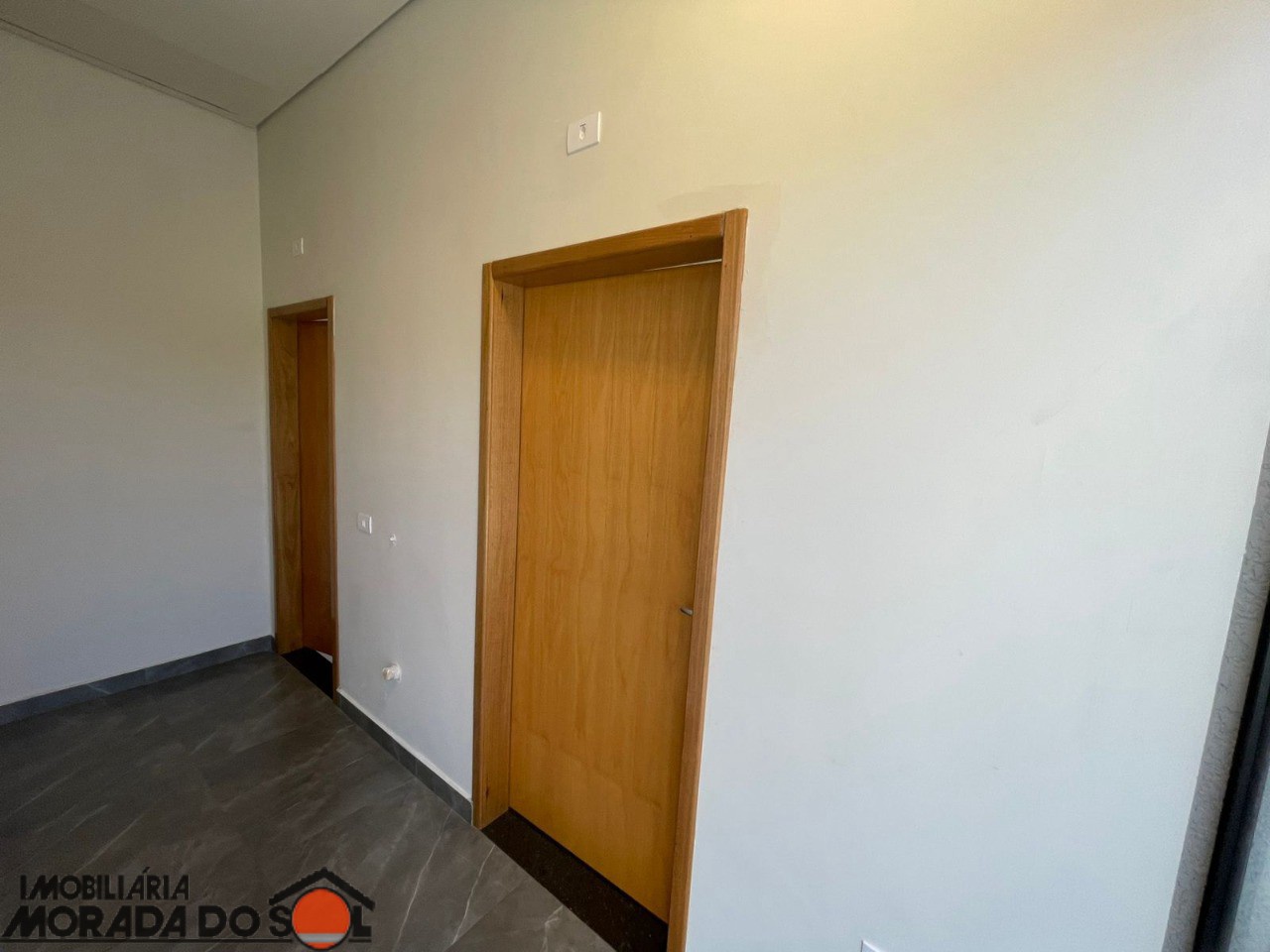 Galpão Comercial para venda no bairro Parque Industrial Bandeirantes de Maringá - Foto 11