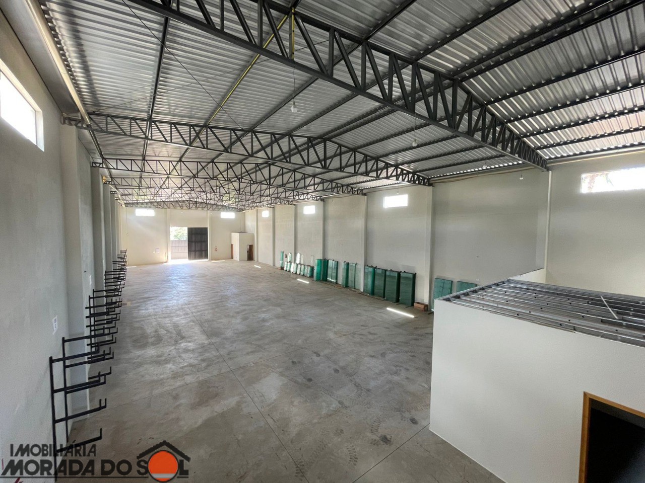 Galpão Comercial para venda no bairro Parque Industrial Bandeirantes de Maringá - Foto 14