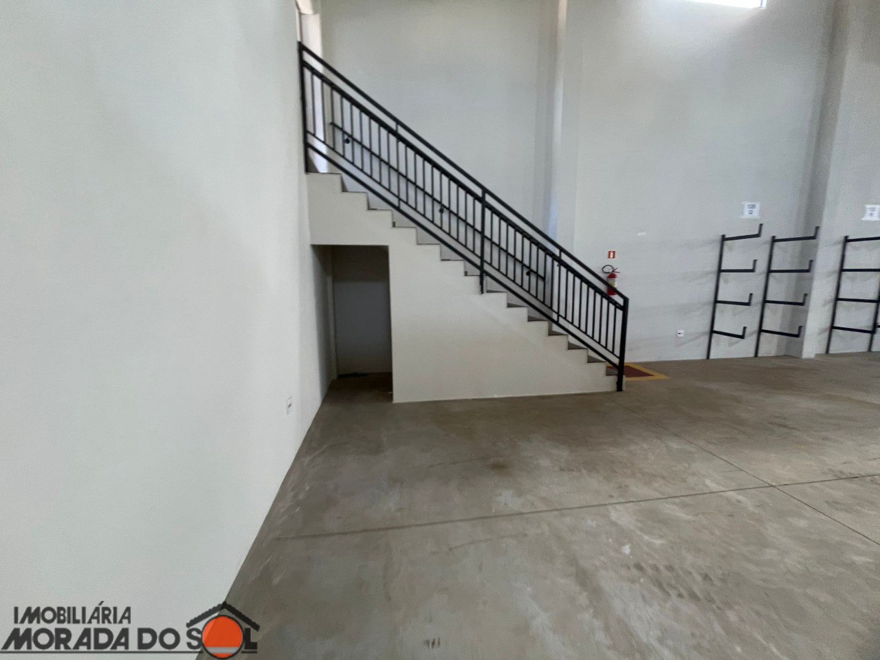 Galpão Comercial para venda no bairro Parque Industrial Bandeirantes de Maringá - Foto 25