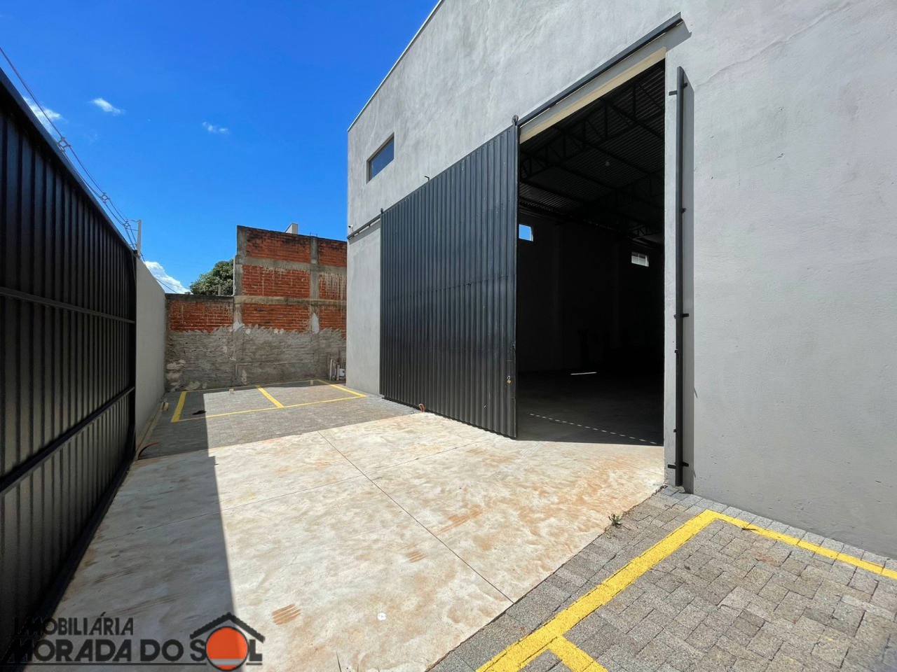 Galpão Comercial para venda no bairro Parque Industrial Bandeirantes de Maringá - Foto 27