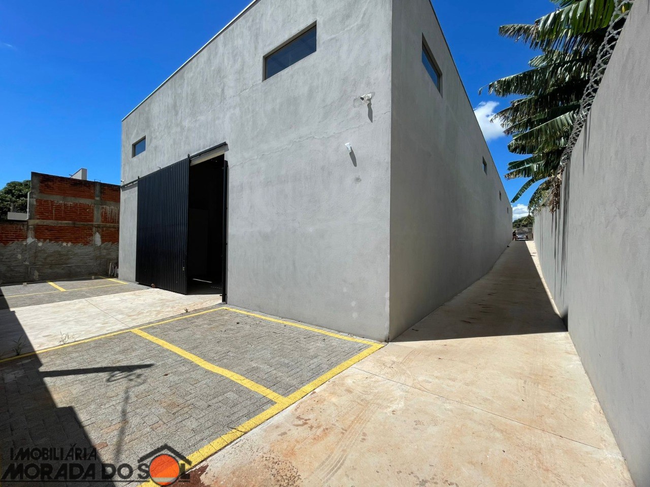 Galpão Comercial para venda no bairro Parque Industrial Bandeirantes de Maringá - Foto 28