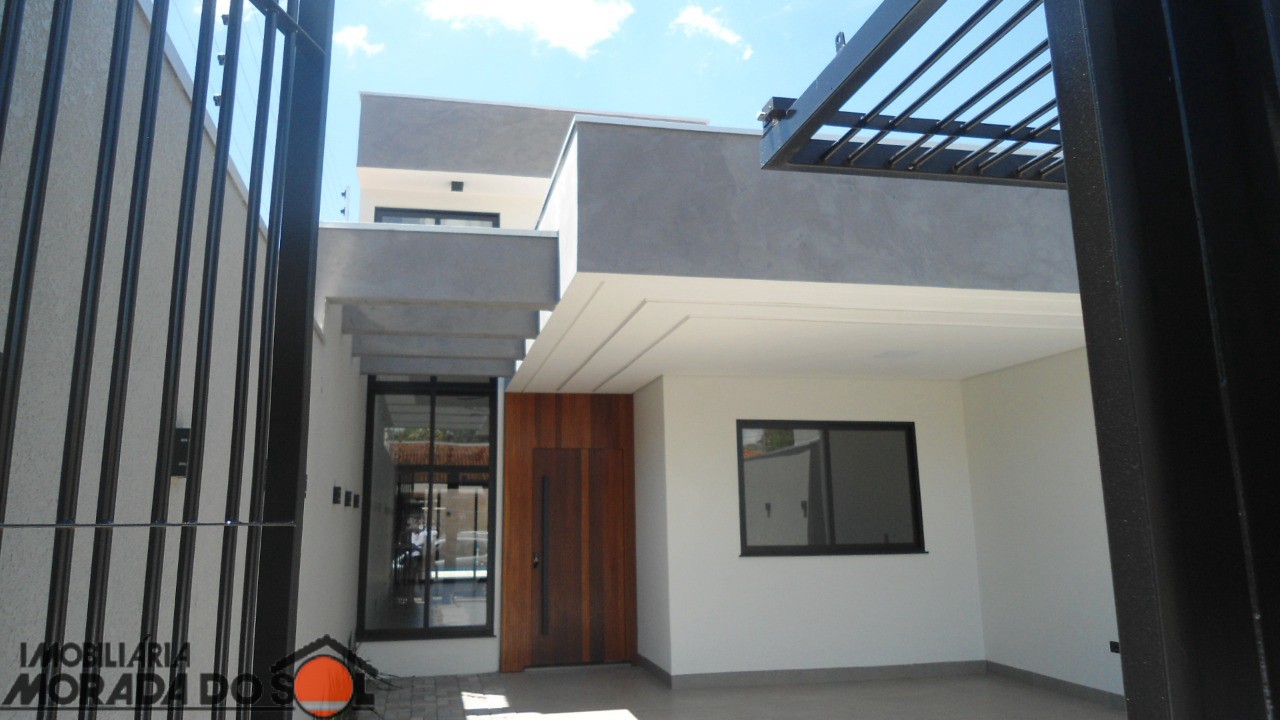 Casa Residencial para venda no Parque das Bandeiras em Maringá com 180m² por R$ 779.000,00
