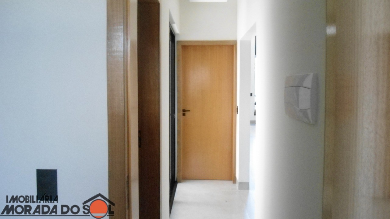Casa Residencial para venda no bairro Parque das Bandeiras de Maringá - Foto 13