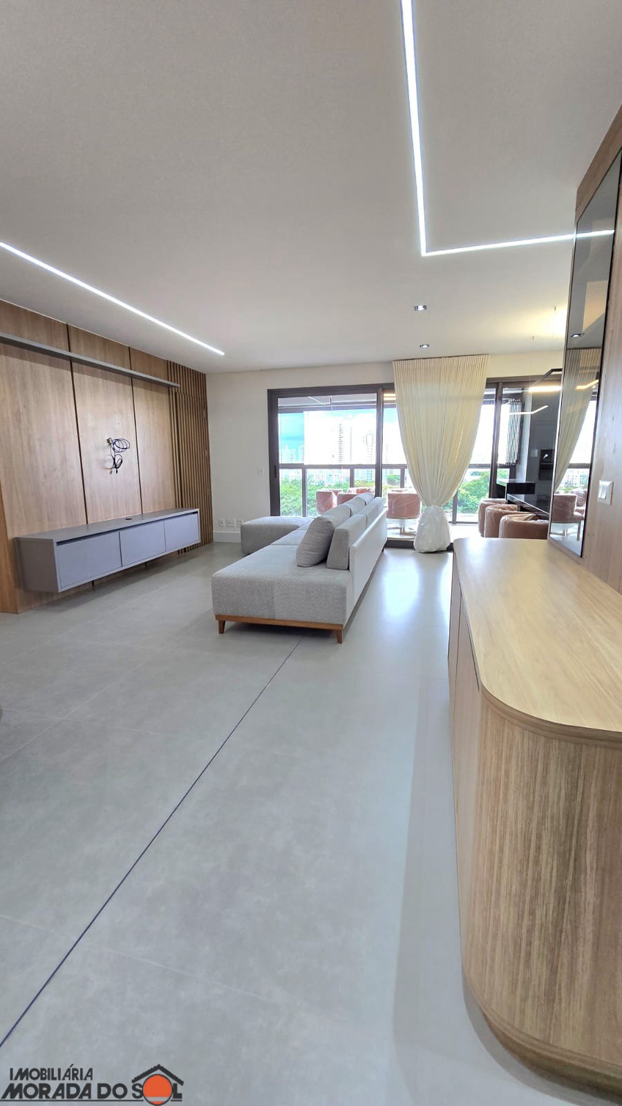 Apartamento para venda no Zona 03 em Maringá com 161m² por R$ 2.790.000,00