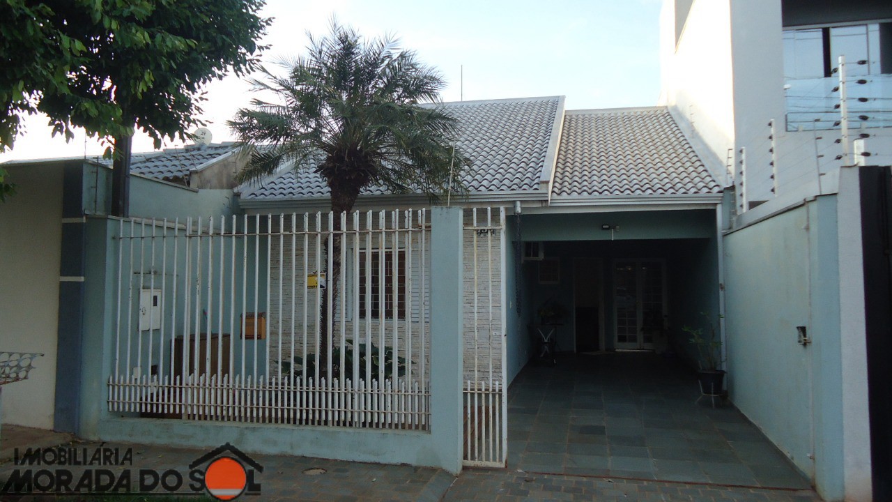 Casa Residencial para venda no Jardim Santa Helena em Maringá com 109m² por R$ 375.000,00