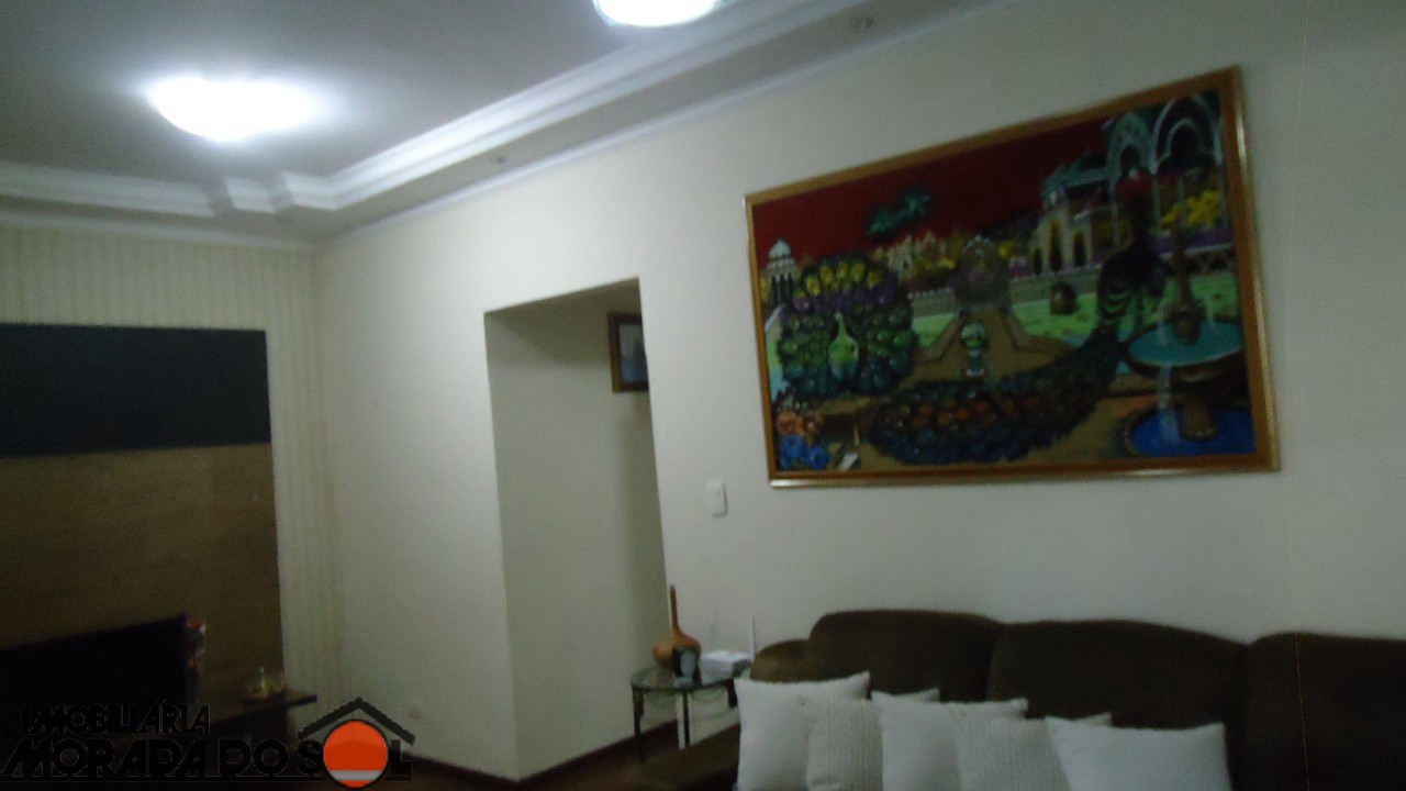 Casa Residencial para venda no bairro Jardim Santa Helena de Maringá - Foto 5