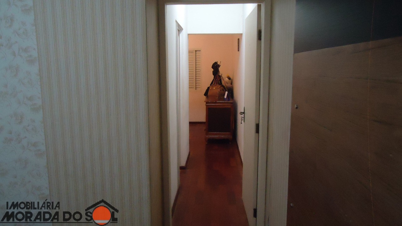 Casa Residencial para venda no bairro Jardim Santa Helena de Maringá - Foto 13