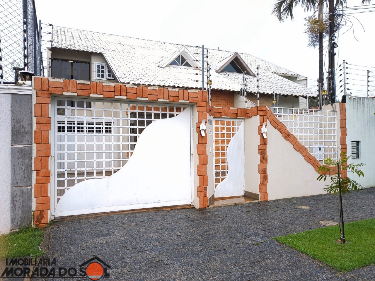Sobrado para venda no Jardim Guaporé em Maringá com 300m² por R$ 990.000,00