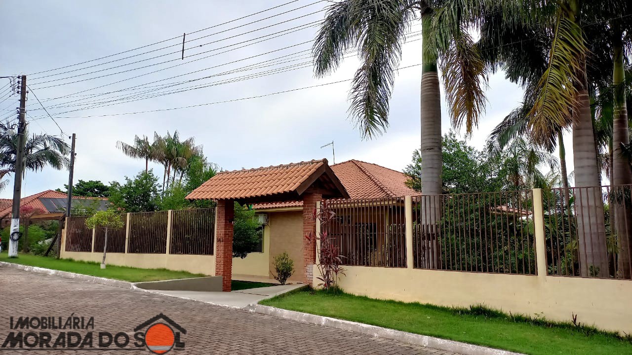 Casa de Condomínio para venda no Condomínio Recanto dos Guerreiros em Maringá com 240m² por R$ 1.500.000,00