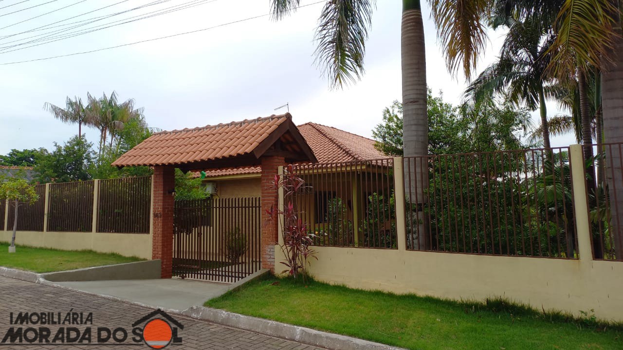 Casa de Condomínio para venda no Condomínio Recanto dos Guerreiros em Maringá com 240m² por R$ 1.500.000,00