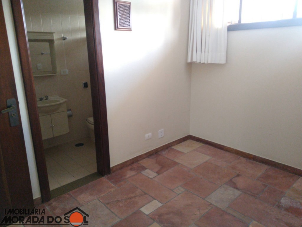 Sobrado para venda no bairro Zona 02 de Maringá - Foto 41