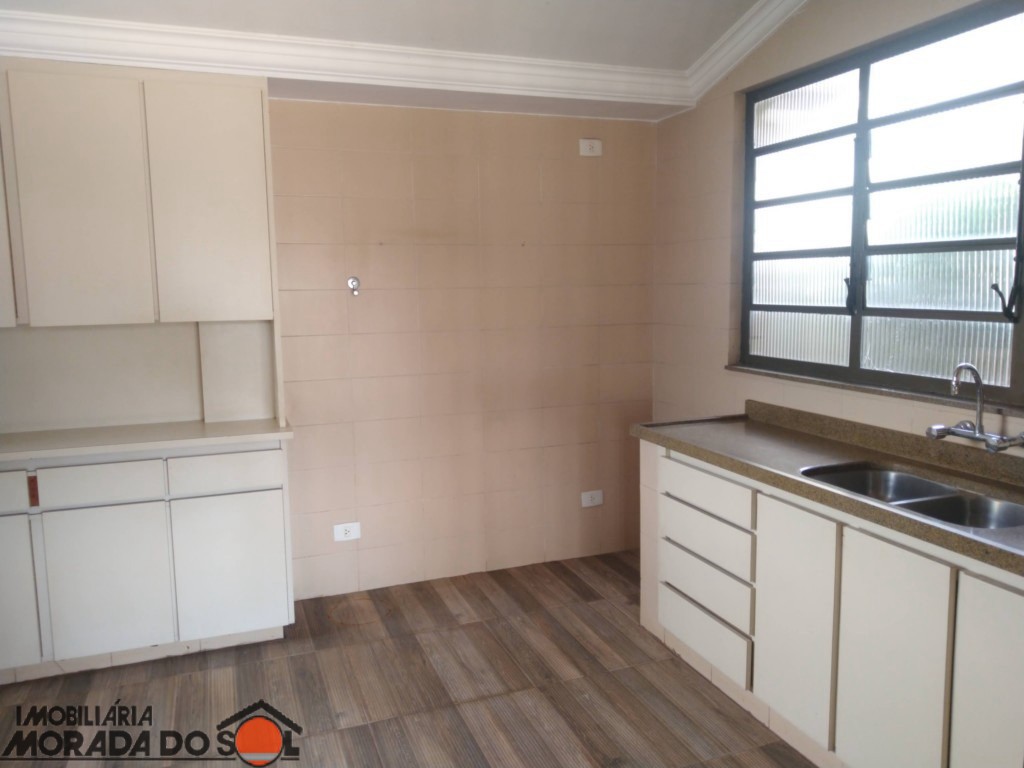 Sobrado para venda no bairro Zona 02 de Maringá - Foto 48
