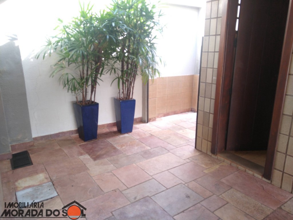 Sobrado para venda no bairro Zona 02 de Maringá - Foto 49