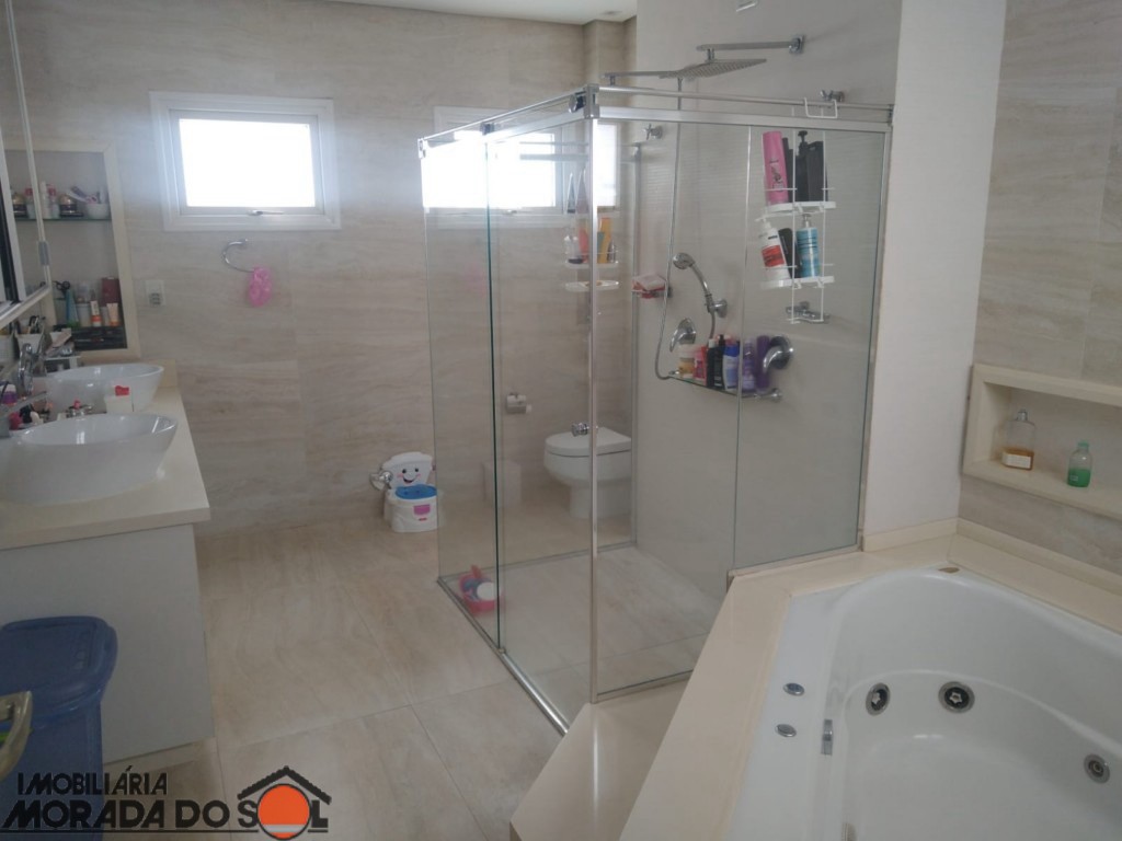 Sobrado para venda no bairro Zona 02 de Maringá - Foto 17