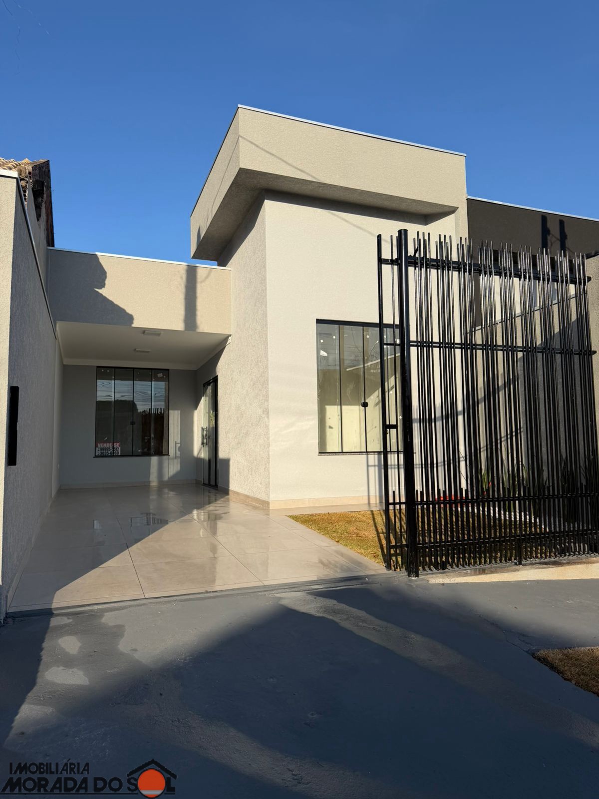 Casa Residencial para venda no Conjunto Habitacional Requião em Maringá com 75m² por R$ 400.000,00