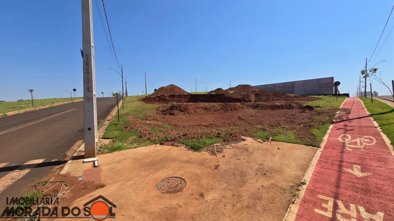 Terreno para venda no Jardim Castanheira em Maringá com 479,09m² por R$ 550.000,00