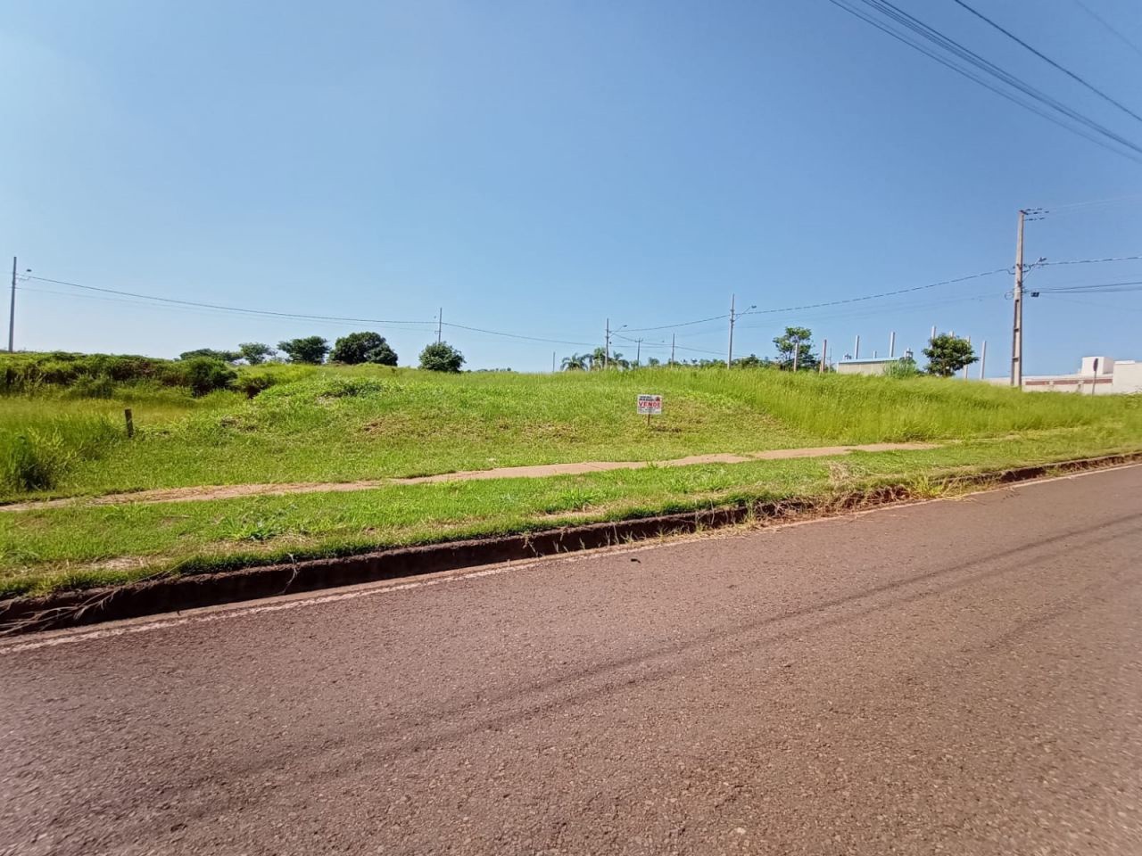 Terreno para venda no bairro Jardim Belo Horizonte (iguatemi) de Maringá - Foto 4