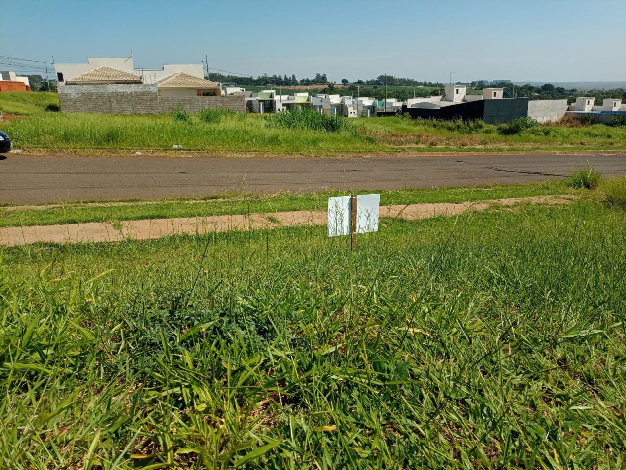 Terreno para venda no bairro Jardim Belo Horizonte (iguatemi) de Maringá - Foto 8