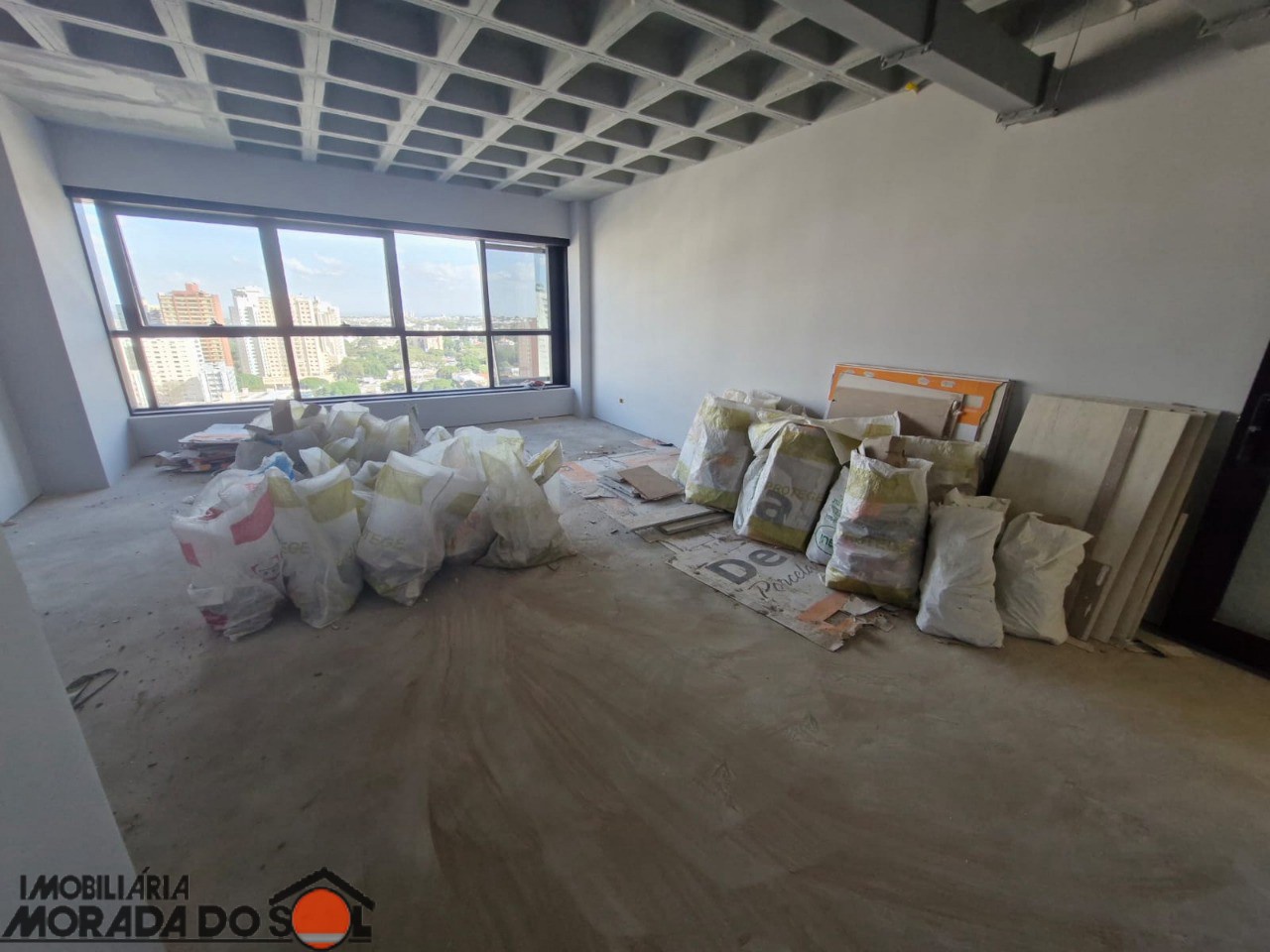 Sala Comercial para locação no bairro Zona Armazém de Maringá - Foto 4