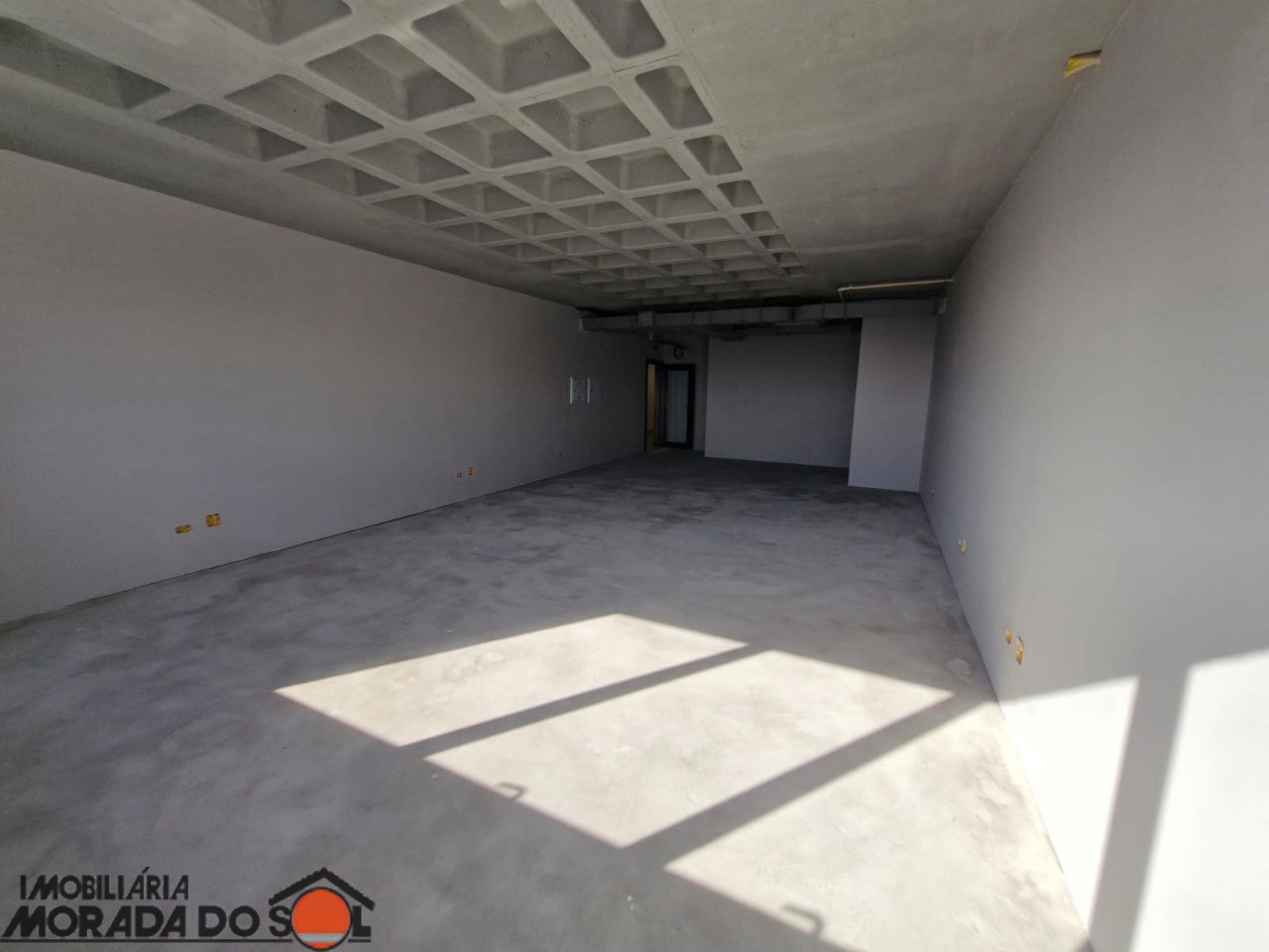 Sala Comercial para locação no bairro Zona Armazém de Maringá - Foto 5