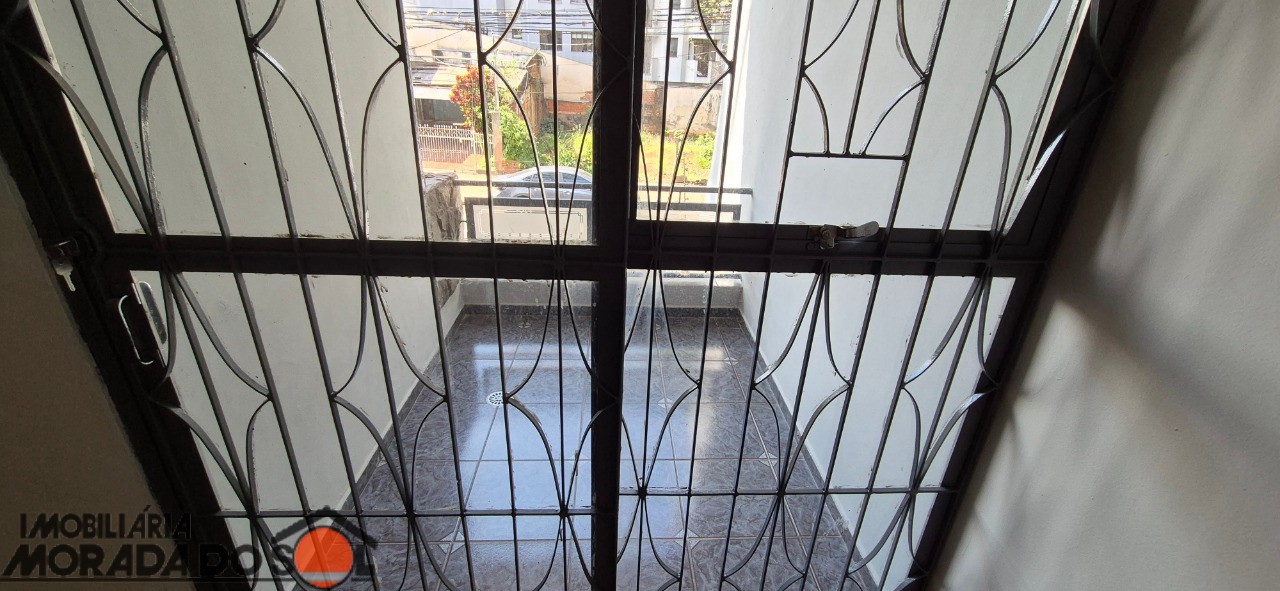 Sobrado para locação no bairro Zona 07 de Maringá - Foto 12