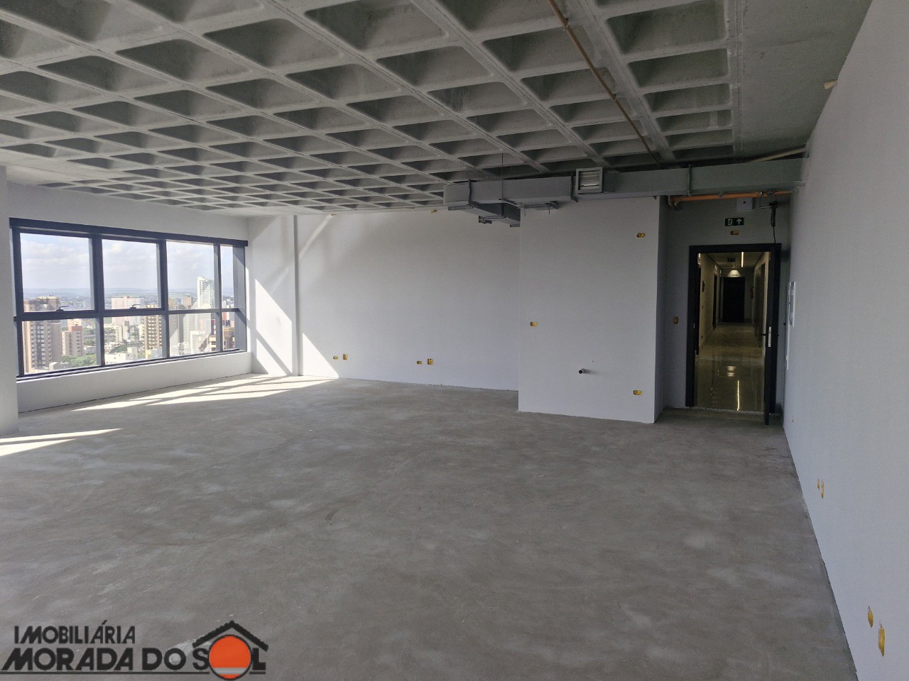 Sala Comercial para locação no bairro Zona Armazém de Maringá - Foto 5