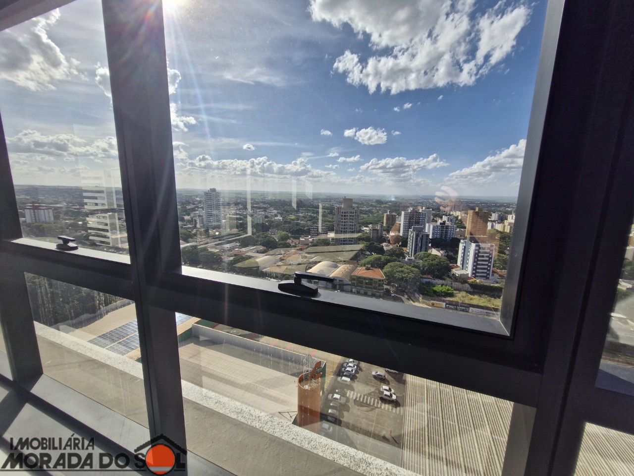 Sala Comercial para locação no bairro Zona Armazém de Maringá - Foto 12