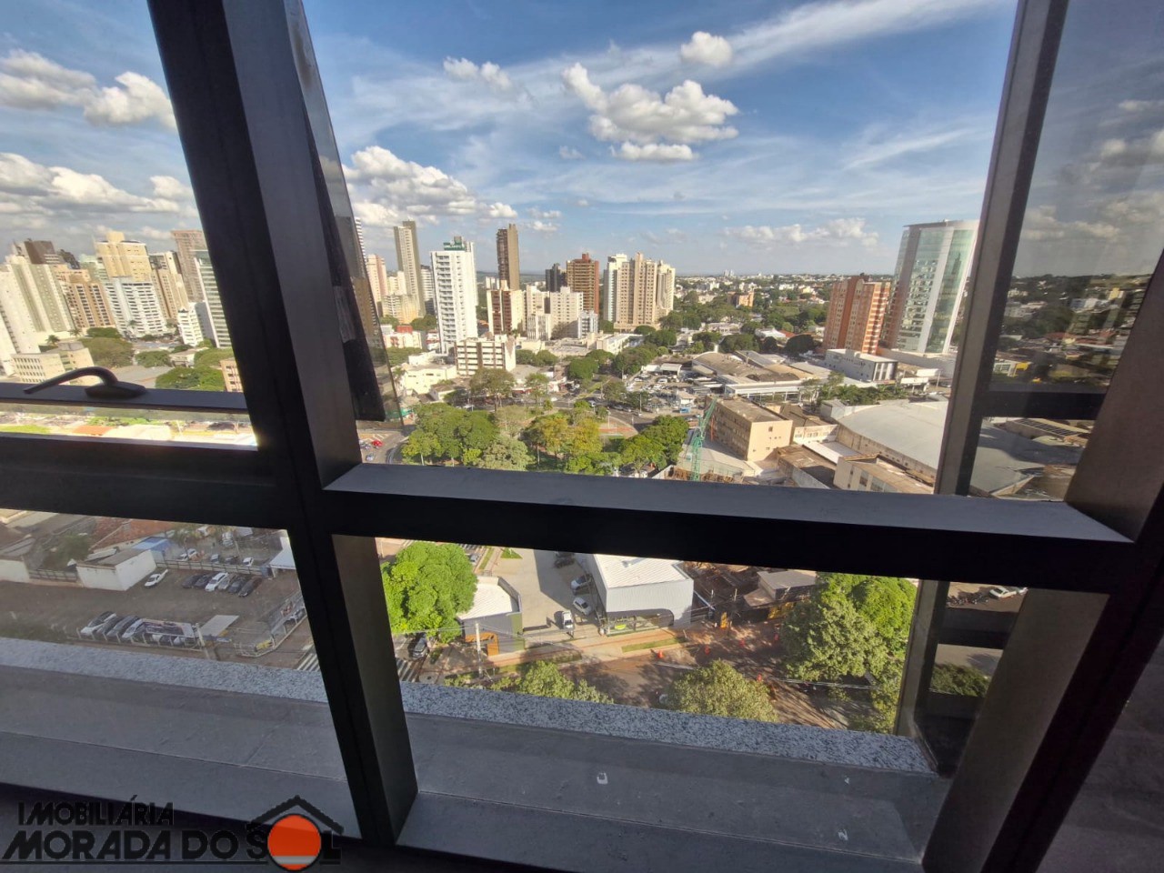Sala Comercial para locação no bairro Zona Armazém de Maringá - Foto 7