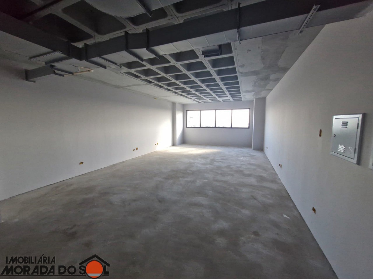Sala Comercial para locação no bairro Zona Armazém de Maringá - Foto 4