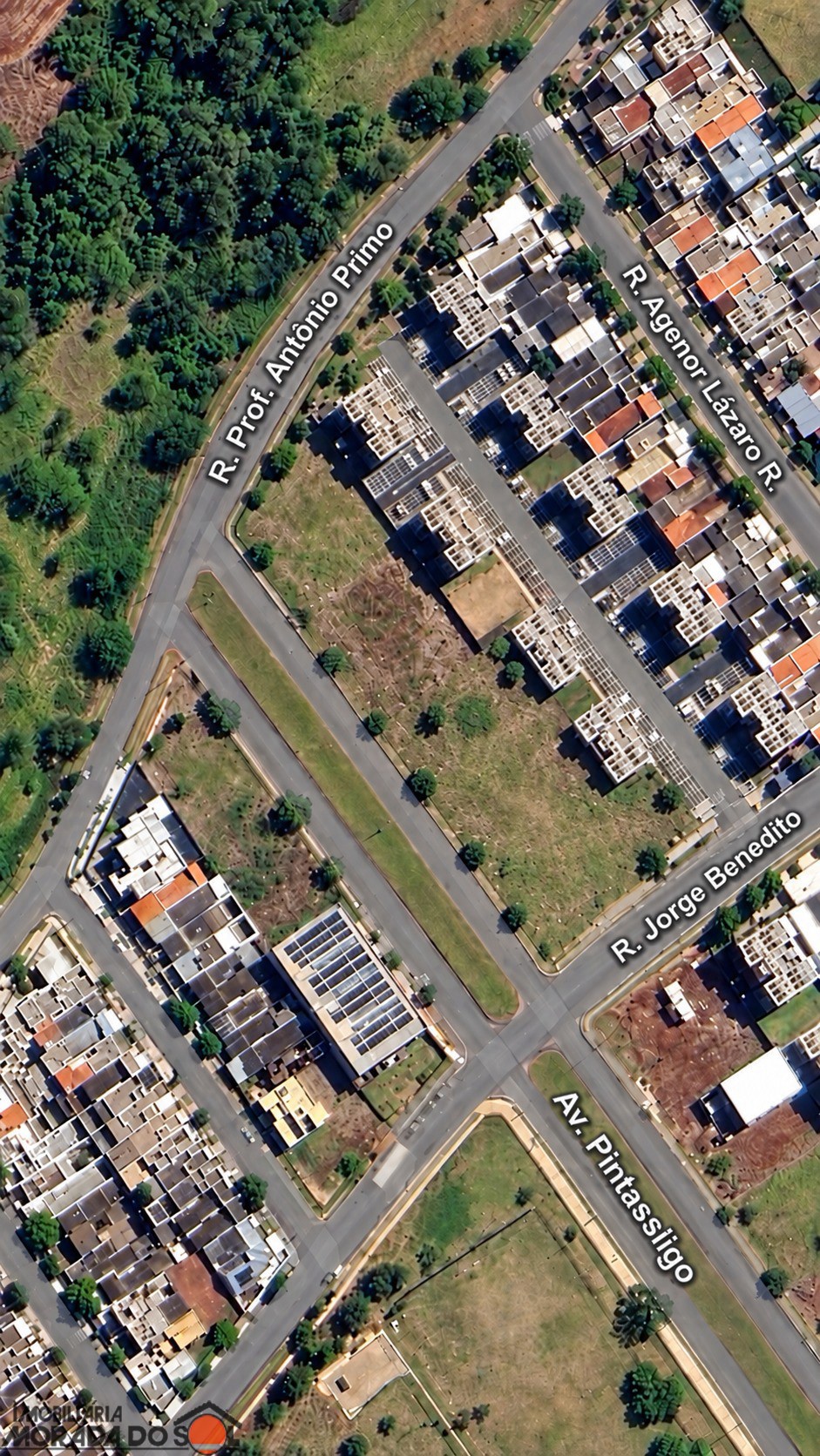 Terreno para venda no Conjunto Residencial Ney Braga em Maringá com 300m² por R$ 270.000,00