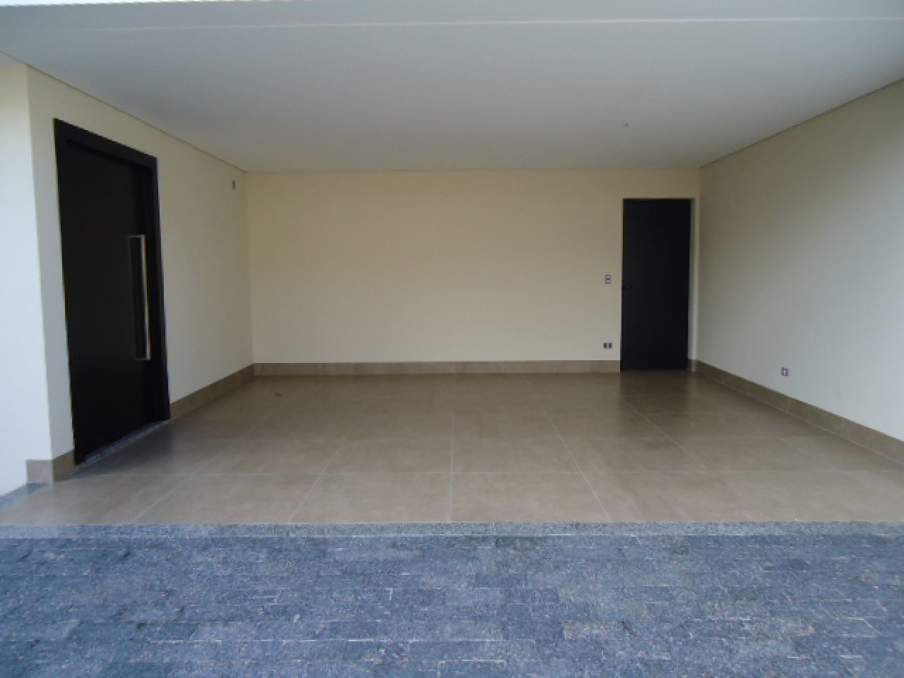 Sobrado à venda em Jardim Cidade Monções, Maringá — Portal Chave Fácil