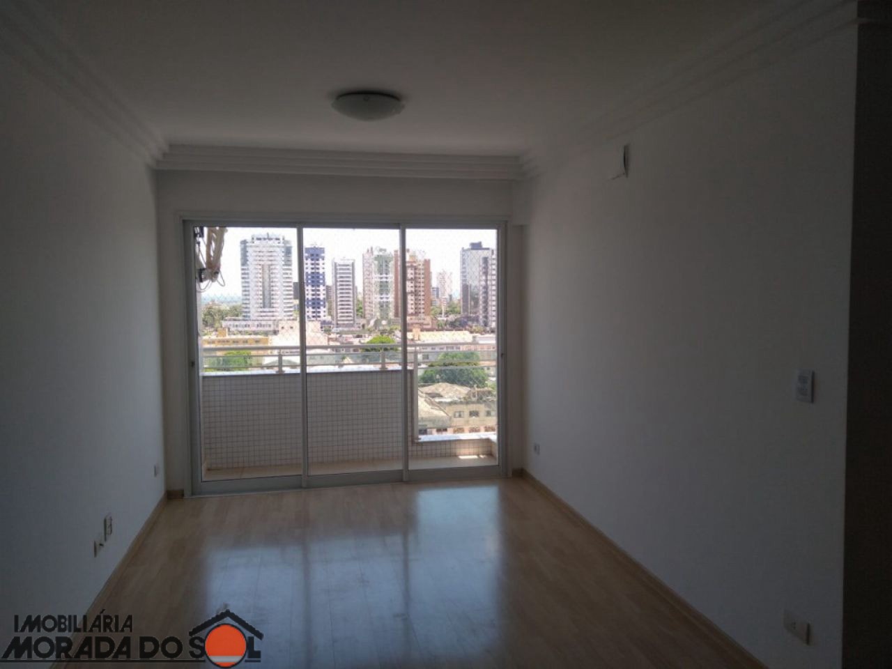 Apartamento para venda no Zona 01 Centro em Maringá com 0m² por R$ 750.000,00