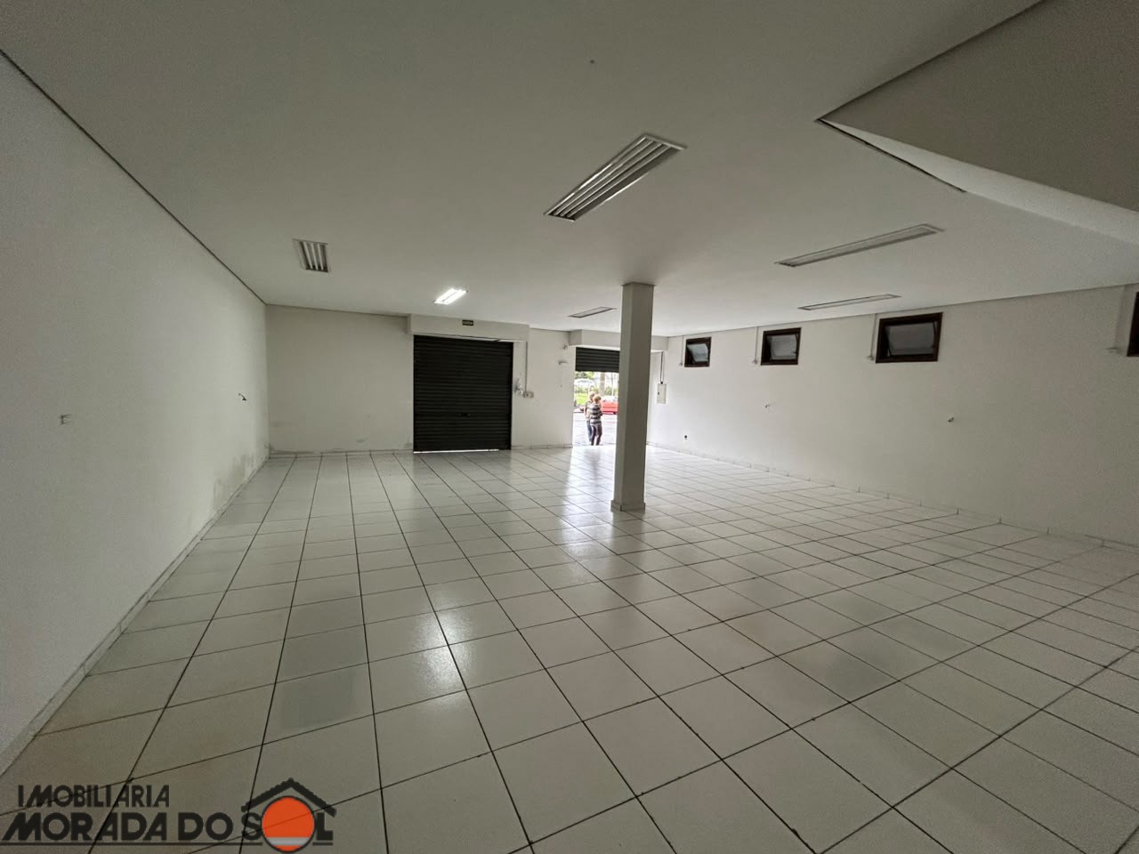 Salão para locação no bairro Jardim America de Maringá - Foto 4