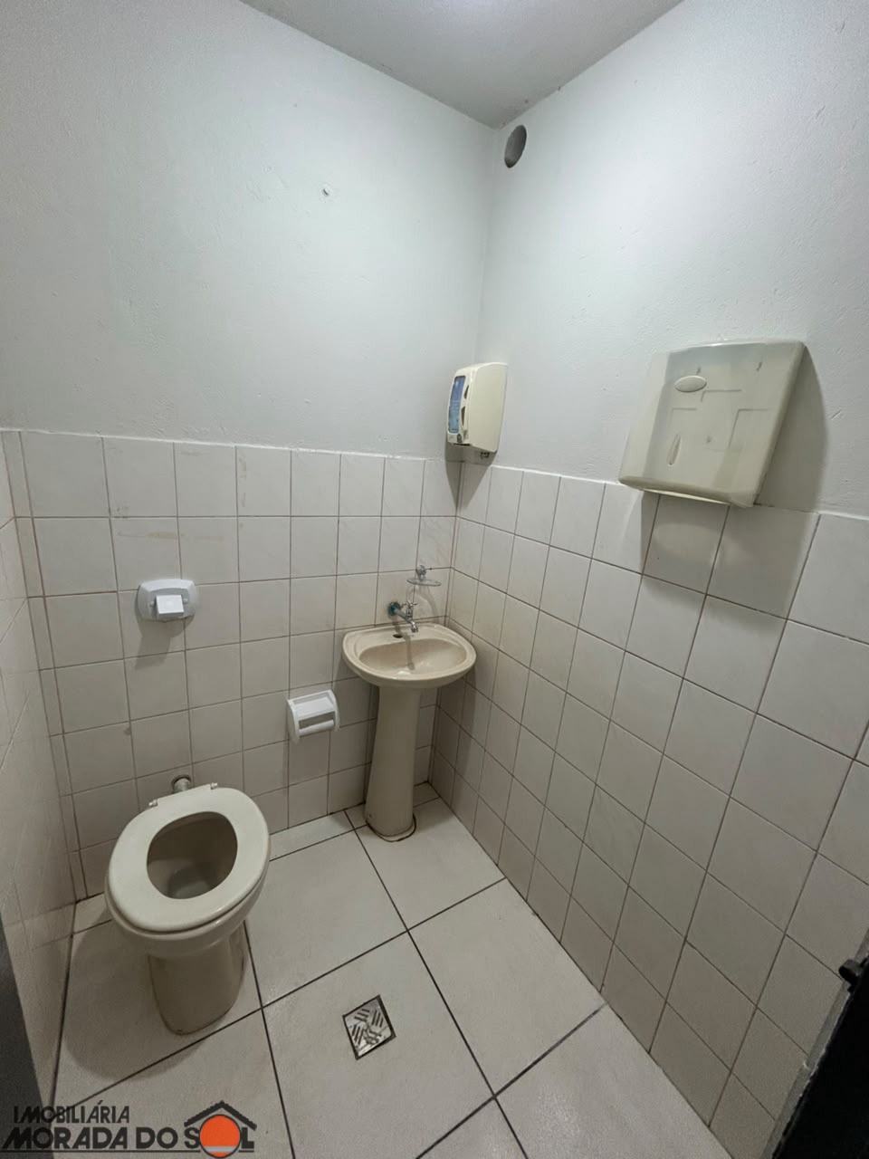 Salão para locação no bairro Jardim America de Maringá - Foto 7