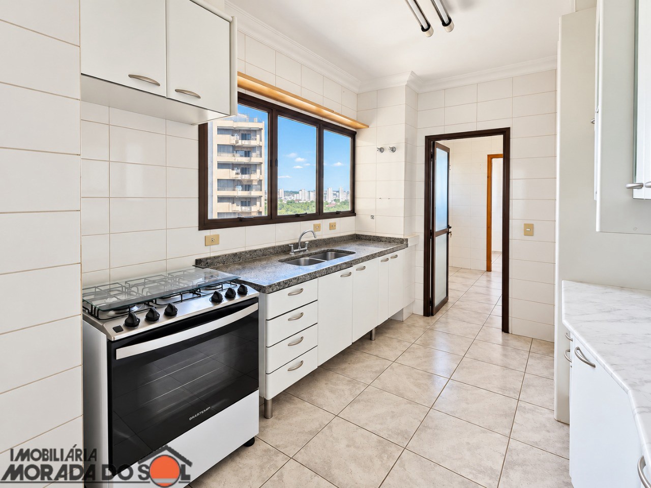 Apartamento para venda no bairro Zona 04 de Maringá - Foto 6