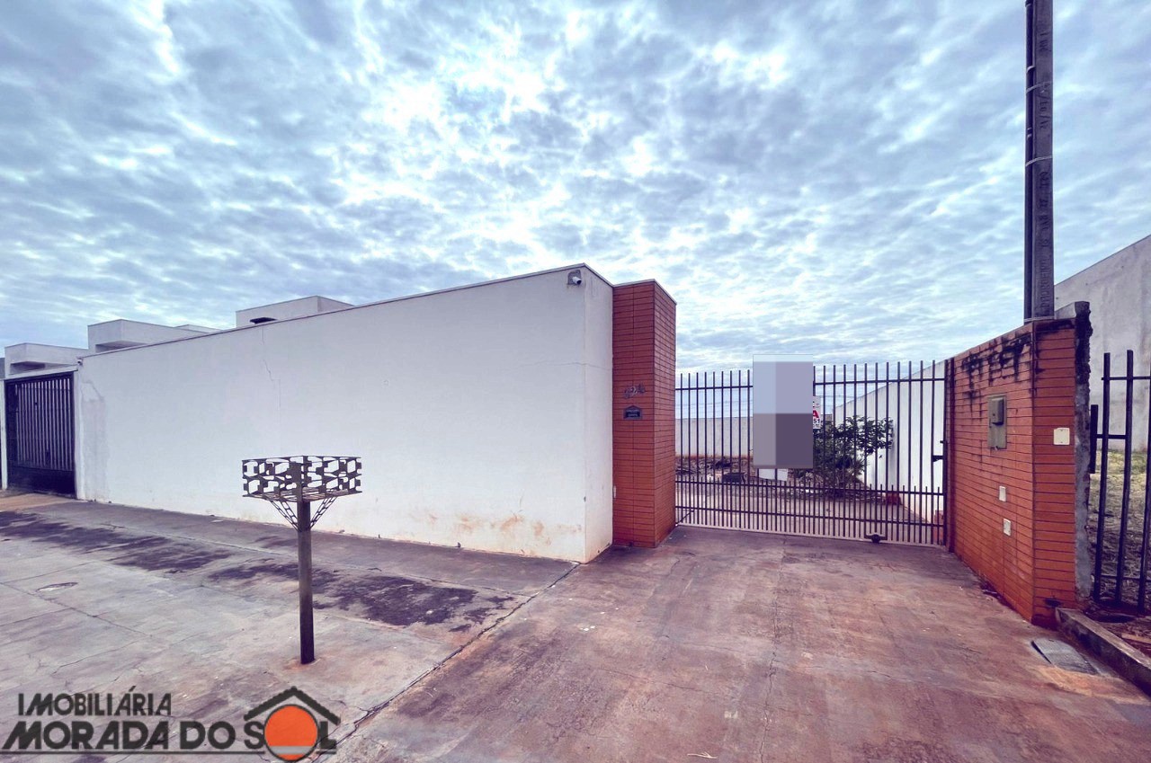 Terreno para venda no Jardim Oriental em Maringá com 878,88m² por R$ 950.000,00