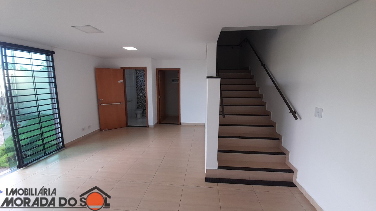 Galpão Comercial para locação no bairro Jardim Três Lagoas de Maringá - Foto 5