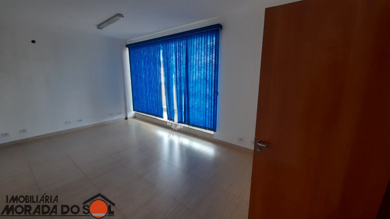 Galpão Comercial para locação no bairro Jardim Três Lagoas de Maringá - Foto 10