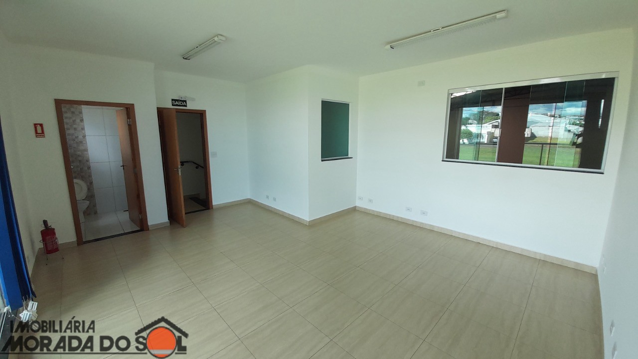 Galpão Comercial para locação no bairro Jardim Três Lagoas de Maringá - Foto 12