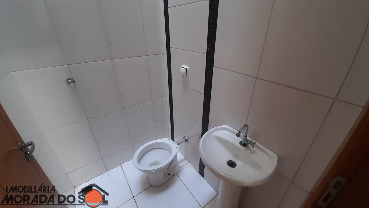 Galpão Comercial para locação no bairro Jardim Três Lagoas de Maringá - Foto 19