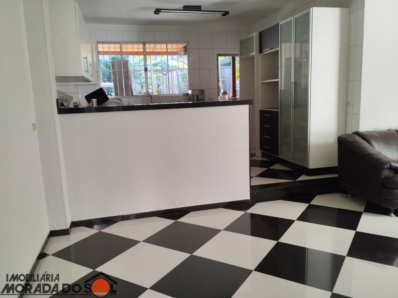 Sobrado para venda no Zona 03 em Maringá com 236m² por R$ 1.300.000,00