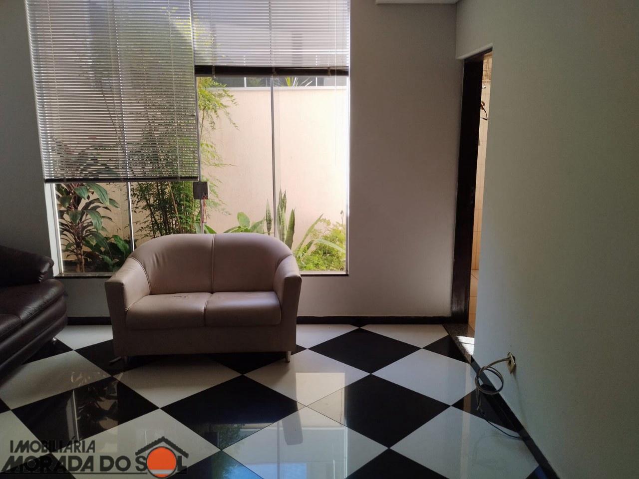 Sobrado para venda no bairro Zona 03 de Maringá - Foto 7