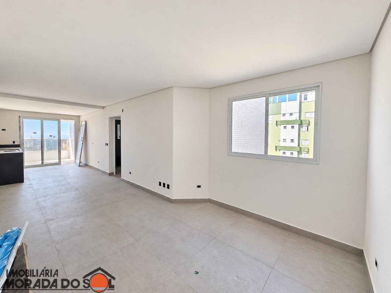 Apartamento para venda no Zona 07 em Maringá com 0m² por R$ 640.000,00