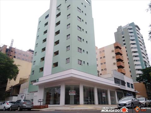 Apartamento para locacao no Zona 07 em Maringa com 55,55m² por R$ 2.200,00
