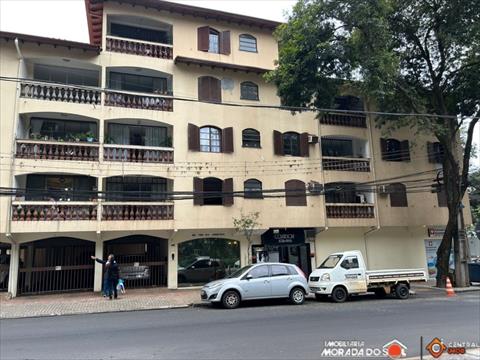 Apartamento para venda no Zona 01 em Maringa com 146m² por R$ 395.000,00