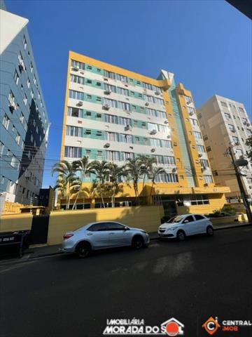Kitinet para locacao no Zona 07 em Maringa com 30m² por R$ 850,00
