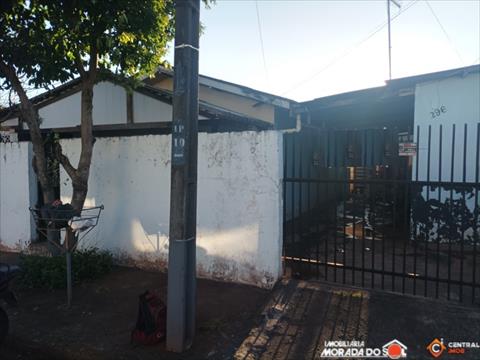 Casa Residencial para venda no Conjunto Residencial Cidade Alta em Maringa com 300m² por R$ 220.000,00