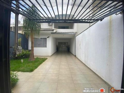 Sobrado para venda no Jardim Paris III em Maringa com 150m² por R$ 710.000,00