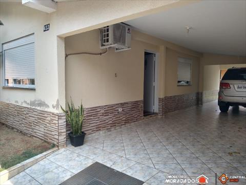 Casa Residencial para venda no Parque Hortencia em Maringa com 300m² por R$ 380.000,00